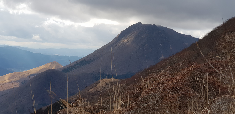 日本九州:鶴見岳