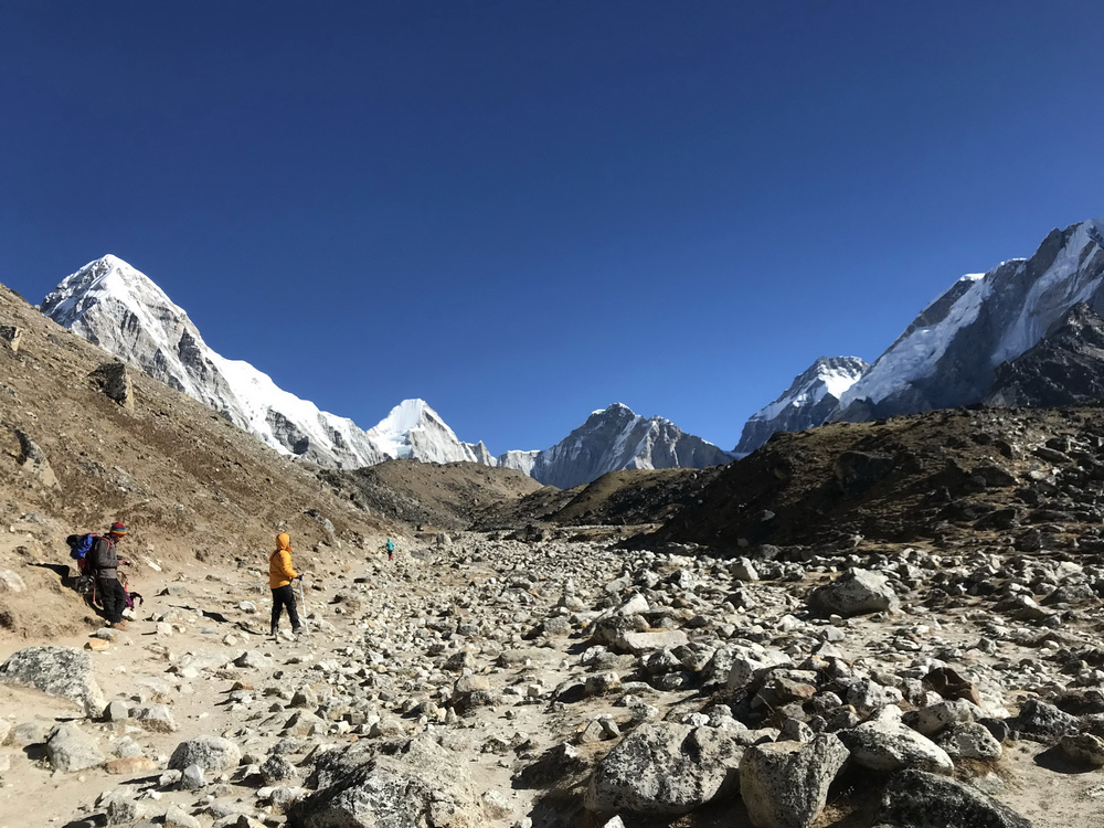 尼泊爾:聖母峰基地營健行 -7 Lobuche(羅布崎)→G 尼泊爾:聖母峰基地營健行 -7 Lobuche(羅布崎)→G
