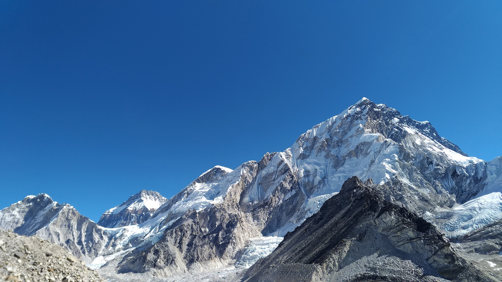 尼泊爾:聖母峰基地營健行 -7 Lobuche(羅布崎)→G