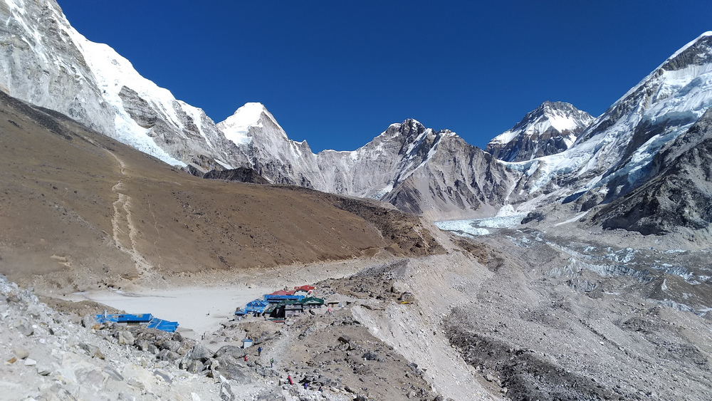 尼泊爾:聖母峰基地營健行 -7 Lobuche(羅布崎)→G