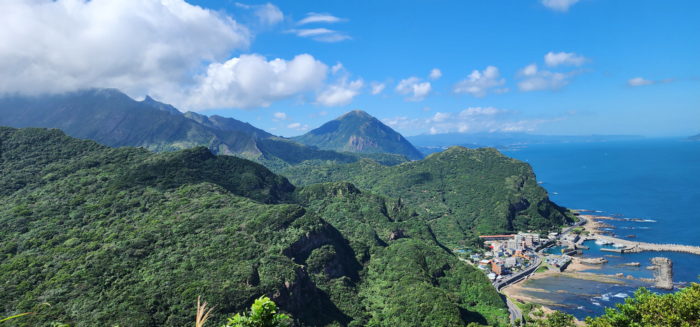 黃金九稜:南雅山西峰、南雅山、門牙岩小O繞