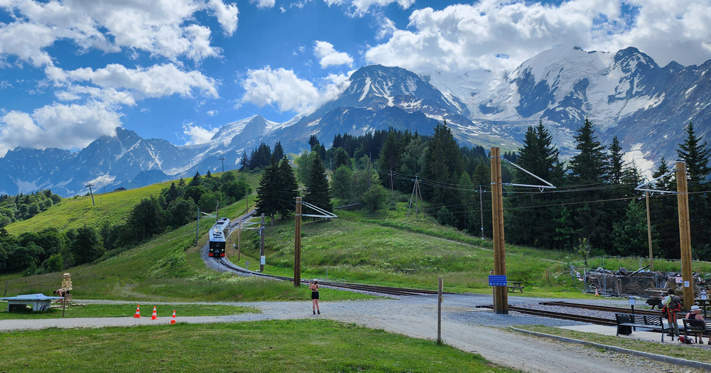 TMB環白朗峰健行：D1 Les Houches→Les C