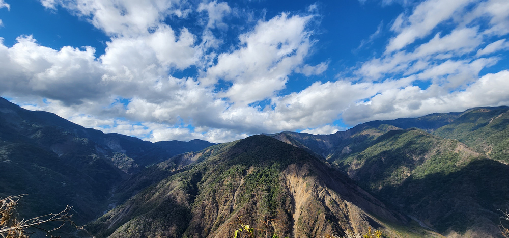冬季的山區小旅行:南橫、福壽山、合歡溪古道 冬季的山區小旅行:南橫、福壽山、合歡溪古道