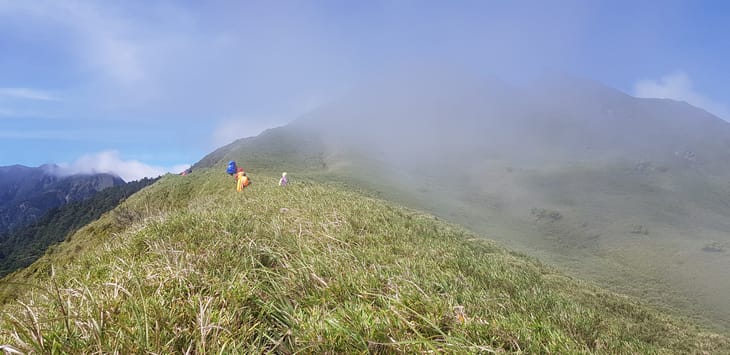 滿山風雨‧半回能安-2~能高主峰:我的第49座百岳 滿山風雨‧半回能安-2~能高主峰:我的第49座百岳
